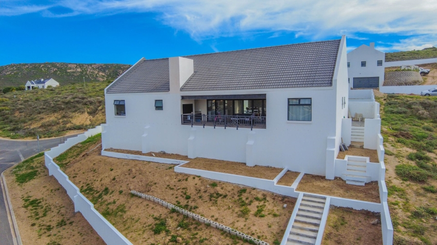 3 Bedroom Property for Sale in Britannica Heights Western Cape